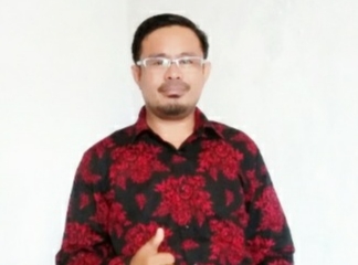 
 Pdt Barnabas Ria M Th, Dari Gereja Kristen Alkitab Indonesia Haltim selaku Wakil Ketua Panitia Muswil