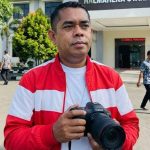 Catatan Kaki: Mc.Arthur Lexy Sumampow, Sang “Jenderal Lapangan” Wartawan Halut