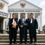 Mengapa Jasa pengacara Harus Dibayar mahal ? Ini Jawabannya !!! (Baca sampai tuntas)